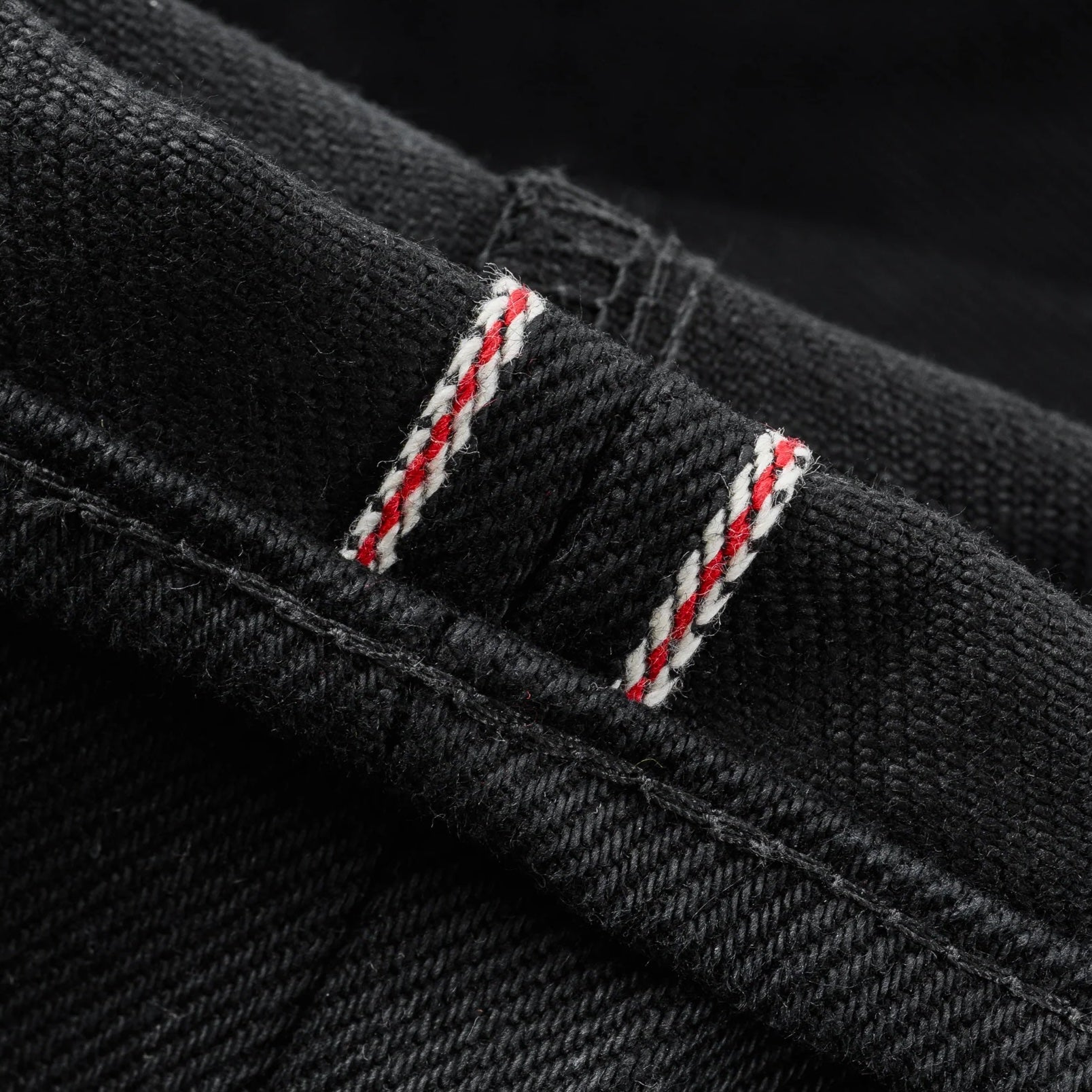 IH-777S-SB 21 oz. Slim Tapered Superblack Non-Fade