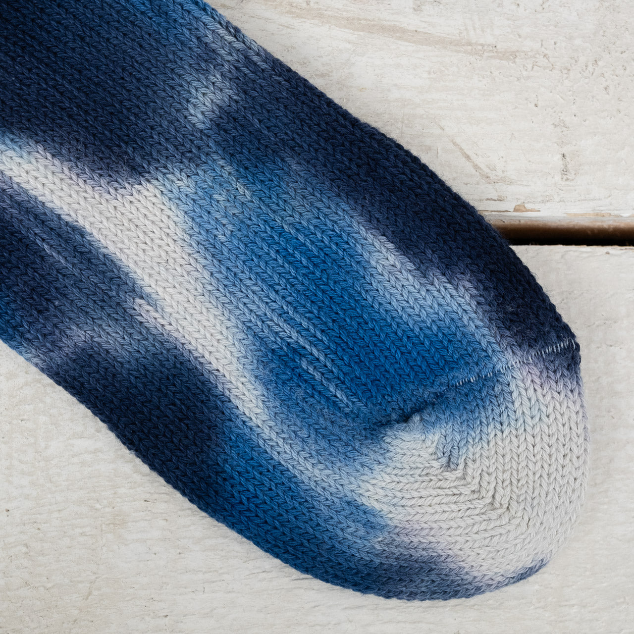 Scatter Dye Crew Socks Blue