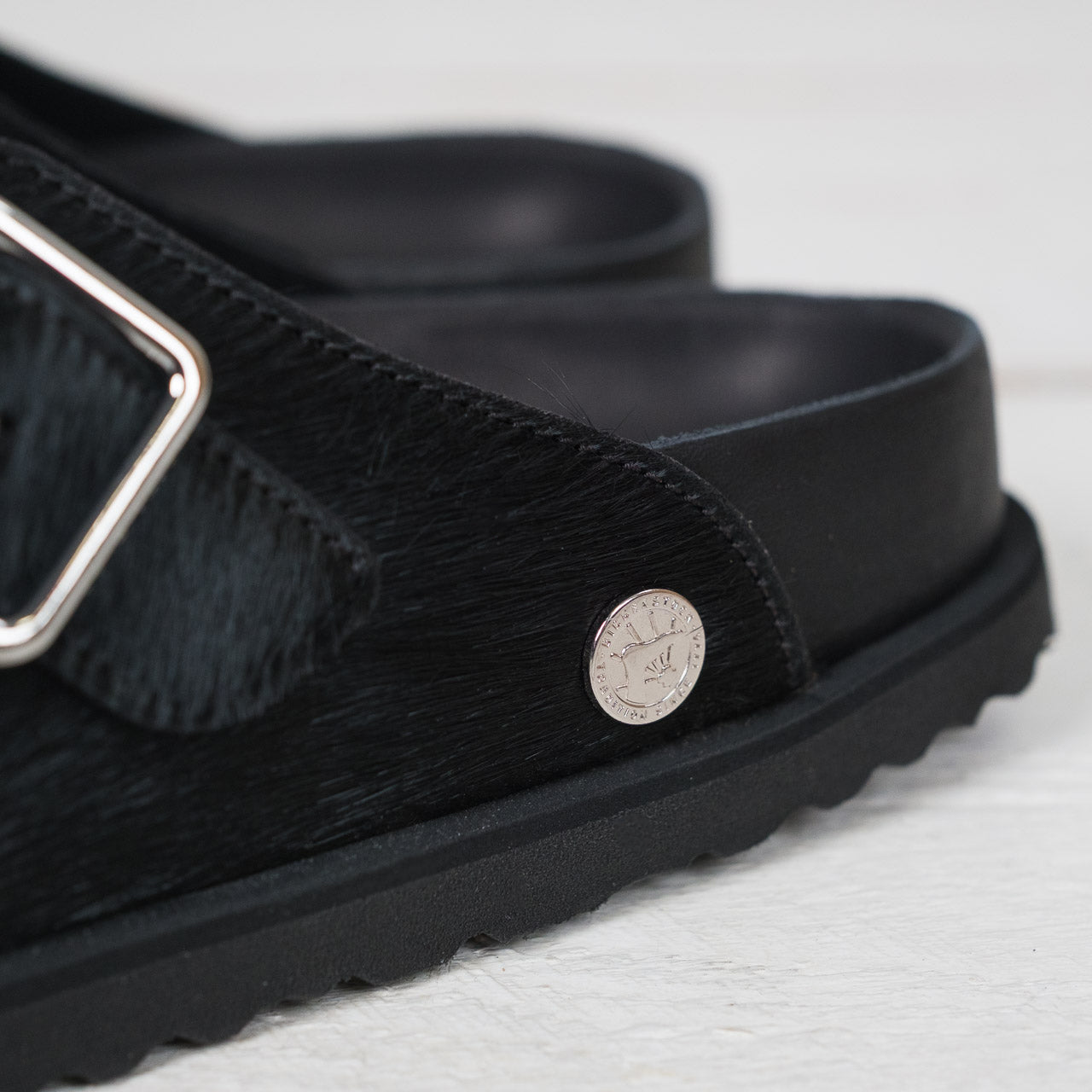 Boston FUR Black EXQ