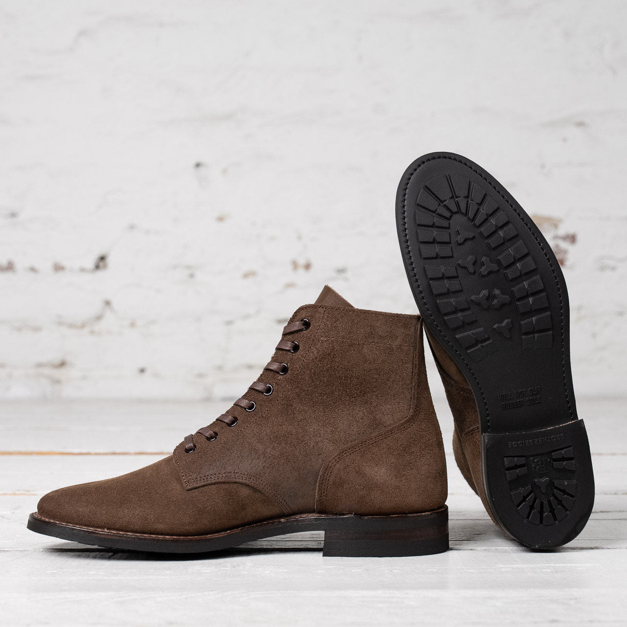 Escape II Boot Suede Brown