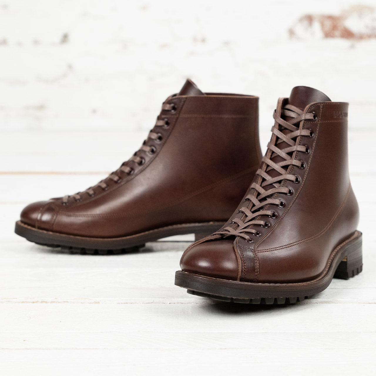 "The Henry" Boat Bullhide Loano Burgundy
