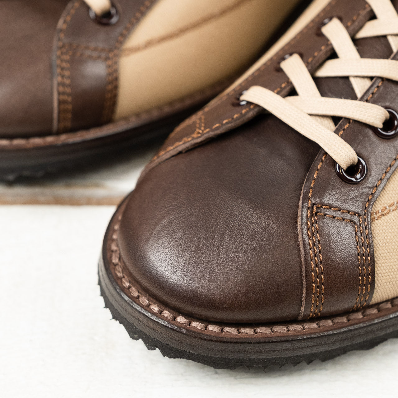 Henry Boot Canvas Brown