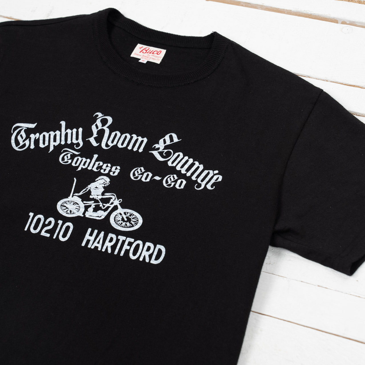 Athletic T-Shirt "Trophy Room Lounge" Black