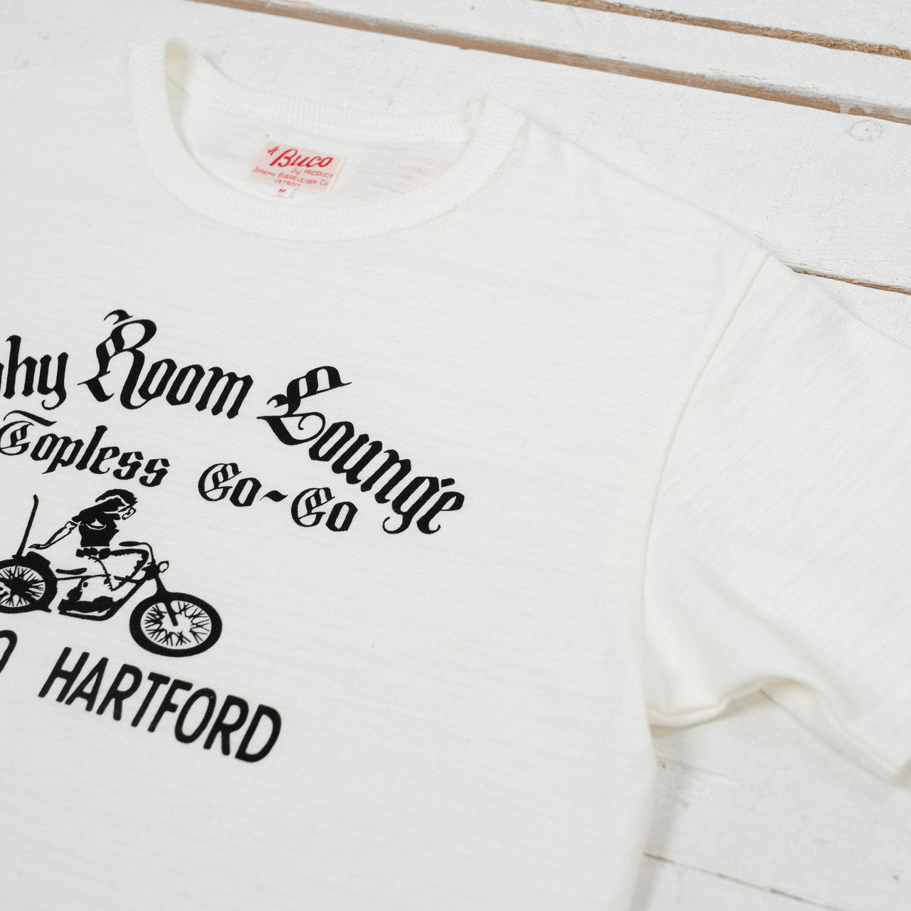 Athletic T-Shirt "Trophy Room Lounge" White