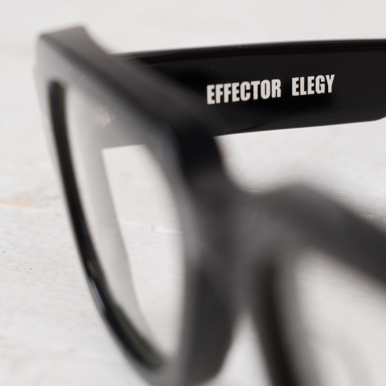 Elegy Black/Clear