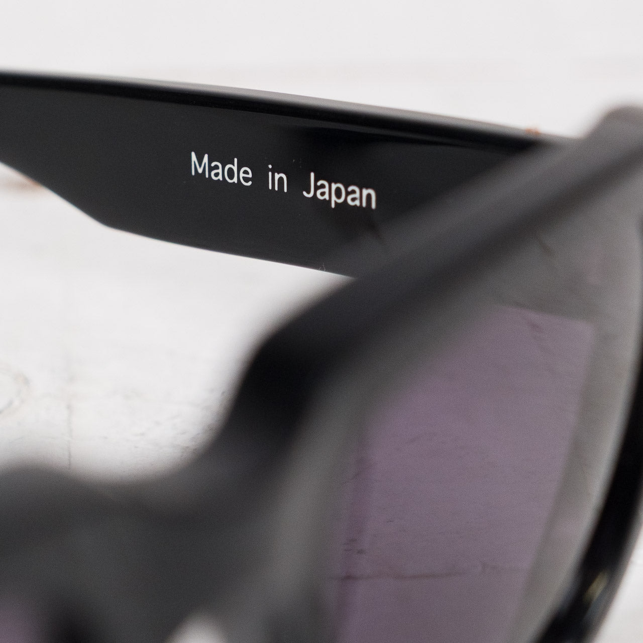 Elegy Sunglasses Black/Dark Grey