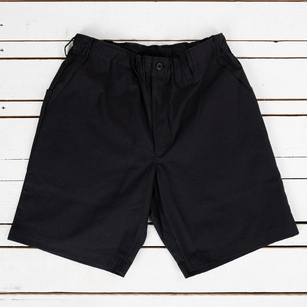 Back Nep Umps Shorts Schwarz