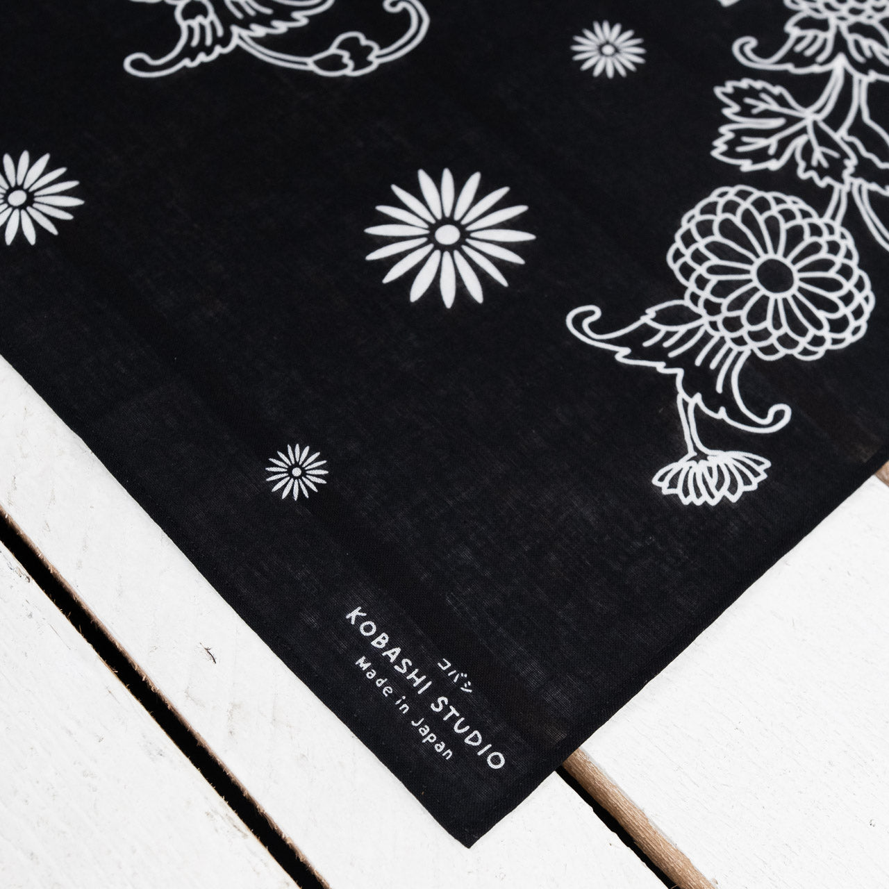 Bandana Shikkoku Schwarz