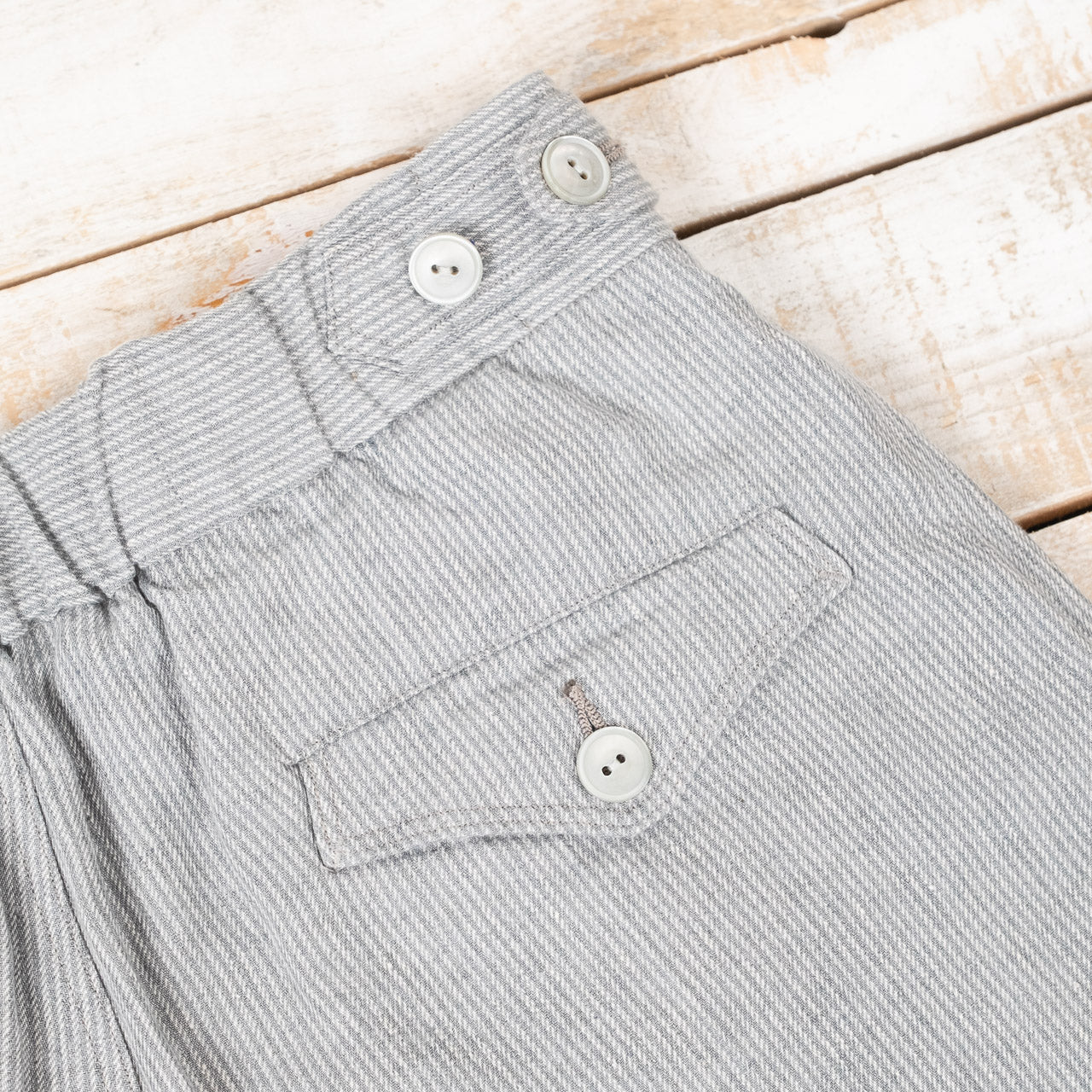 Oblique Shorts Linen Serge Light Grey Striped