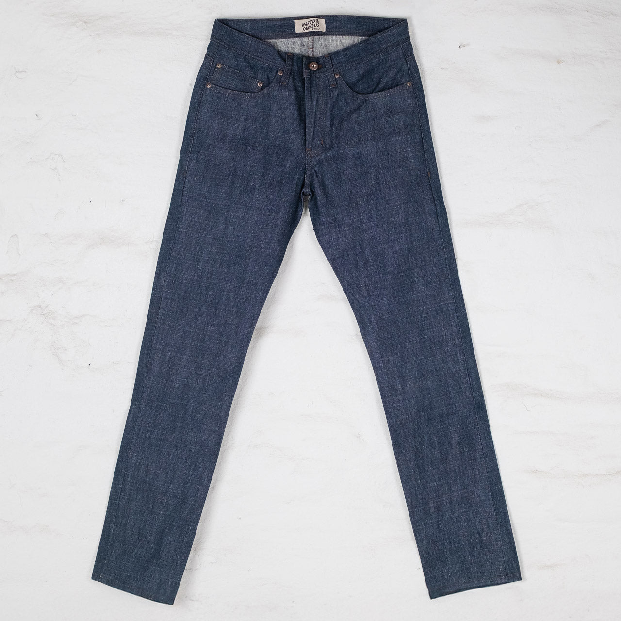 Naked & Famous Weird Guy Kawataro Selvedge Jeans, Vorderansicht flach hängend