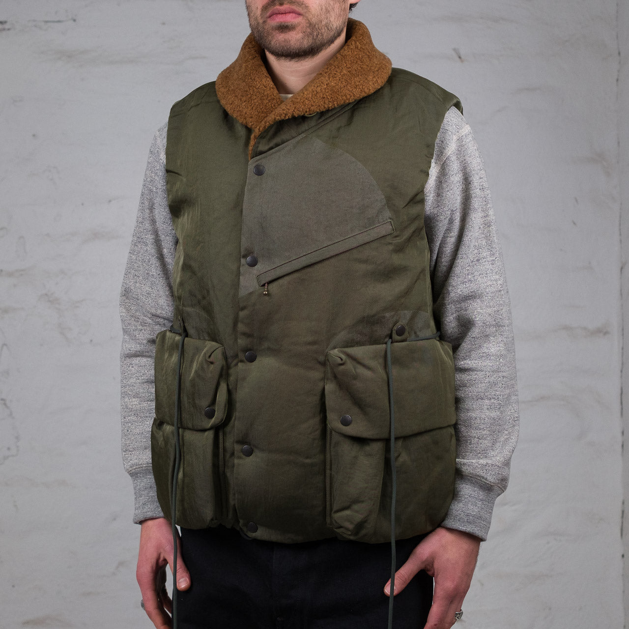2-Way Collar Down Vest Olive