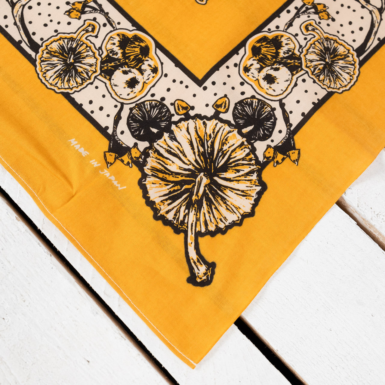 Bandana "Sincerity" 70x70 Orange