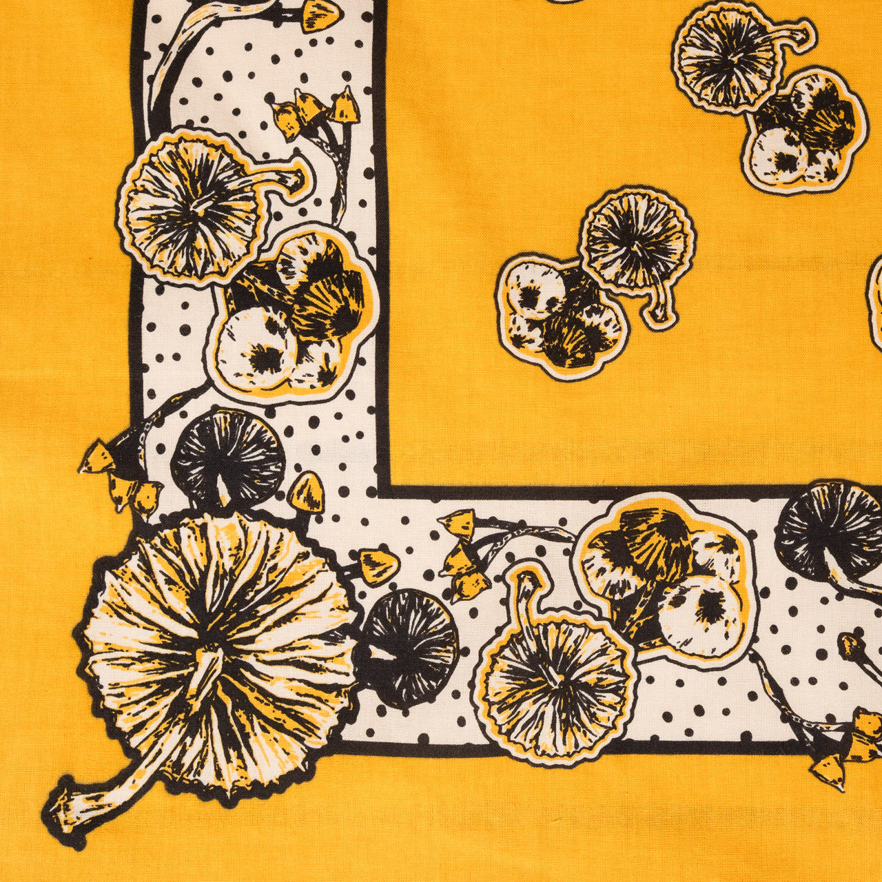Bandana "Sincerity" 70x70 Orange