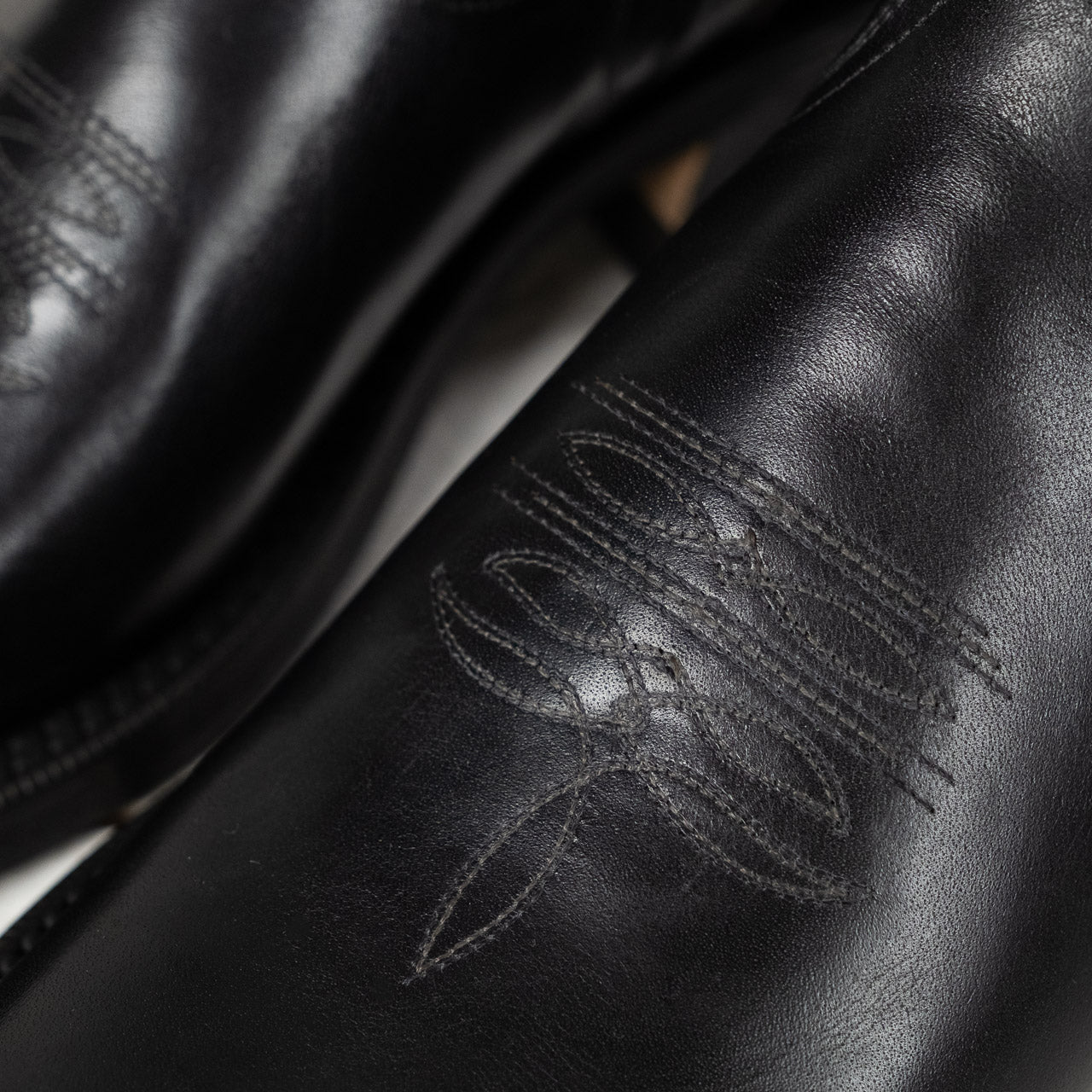 Loro Zip Black