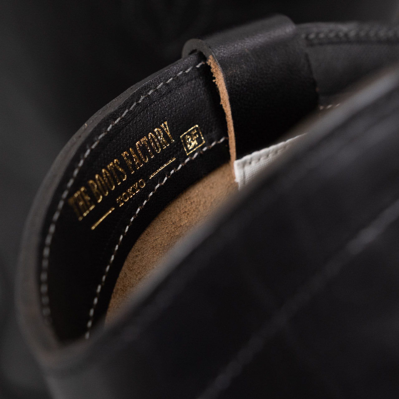 Rolling Dub Trio Loro Boots Black, Detailansicht des Logos innen