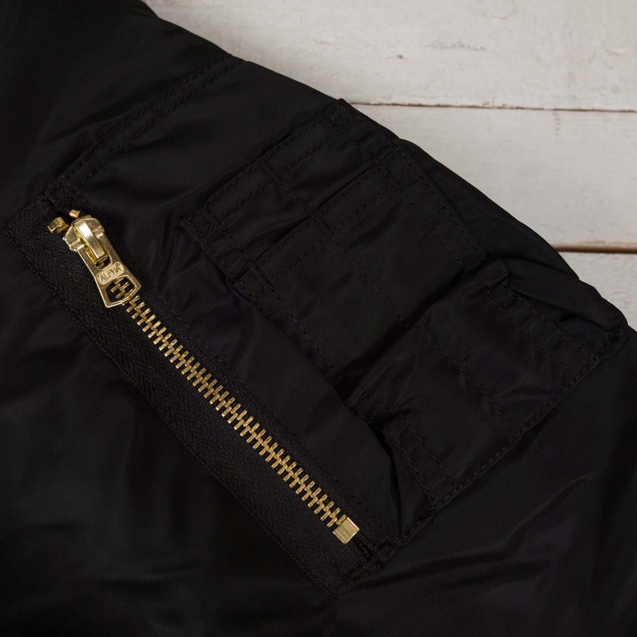 MA-1 Heritage Bomber Jacket Minimalist Edition Schwarz