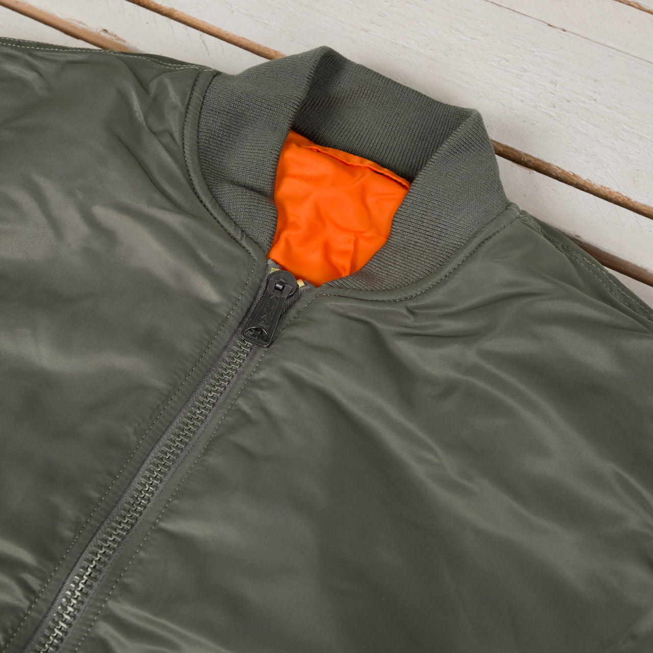 MA-1 Heritage Bomber Jacket Minimalist Edition Oliv