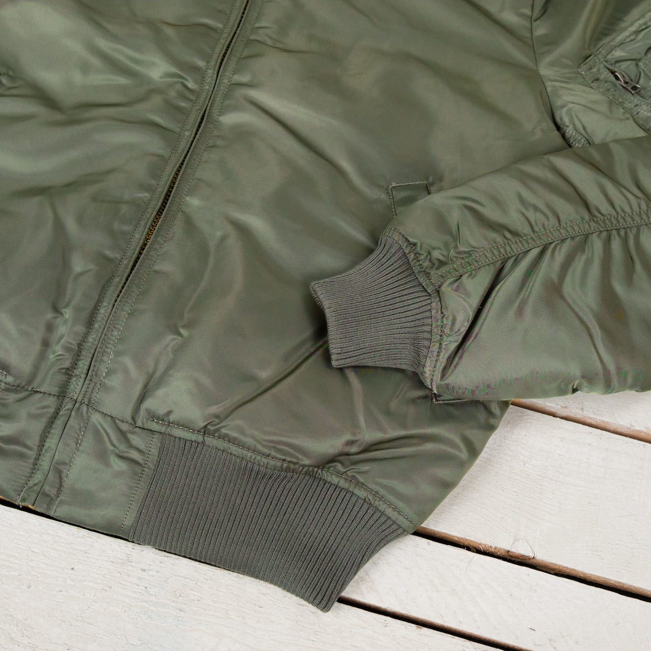 MA-1 VF 59 Vintage Fit Bomber Minimalist Edition Oliv