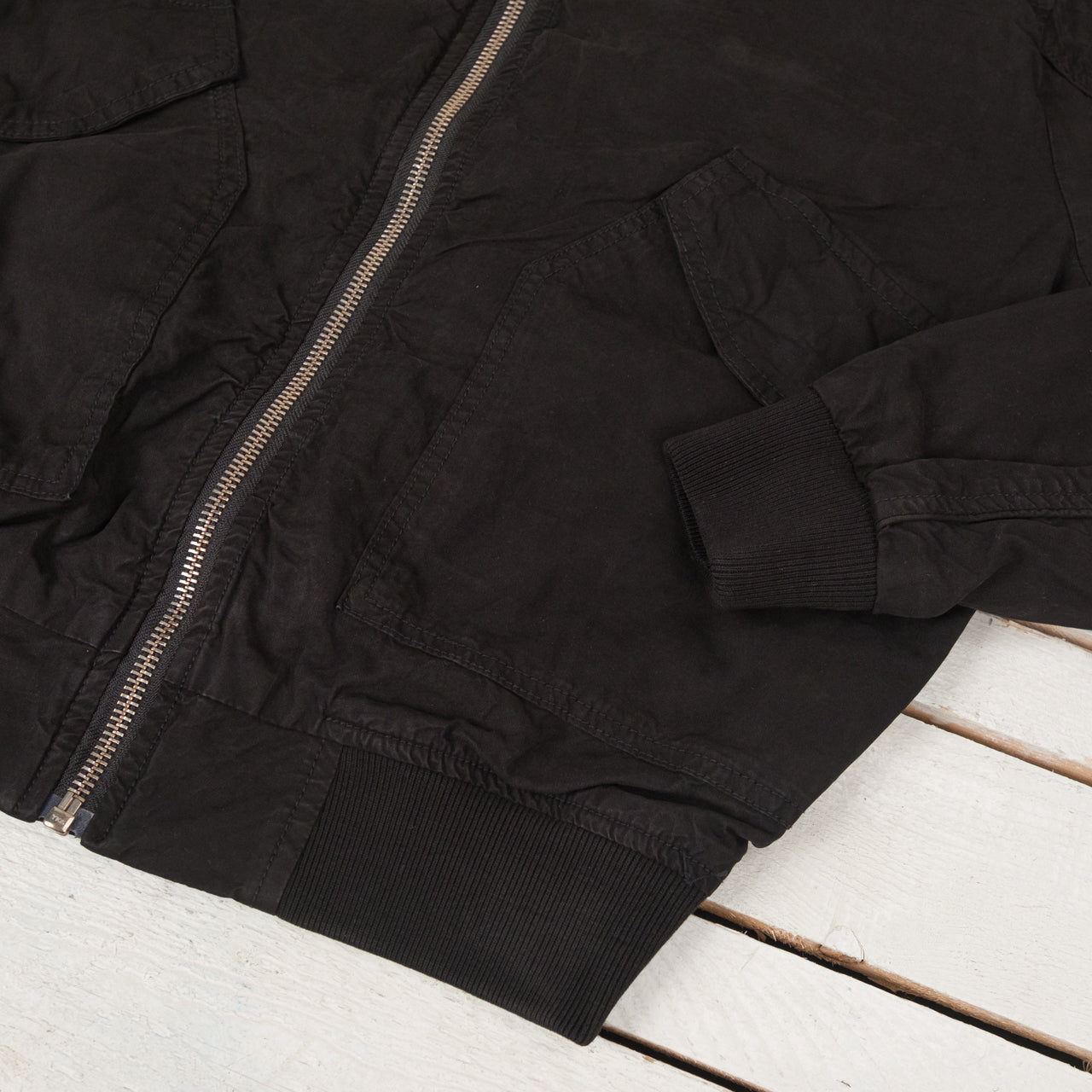 Blouson léger CWU-36/P en toile – Édition minimaliste noire