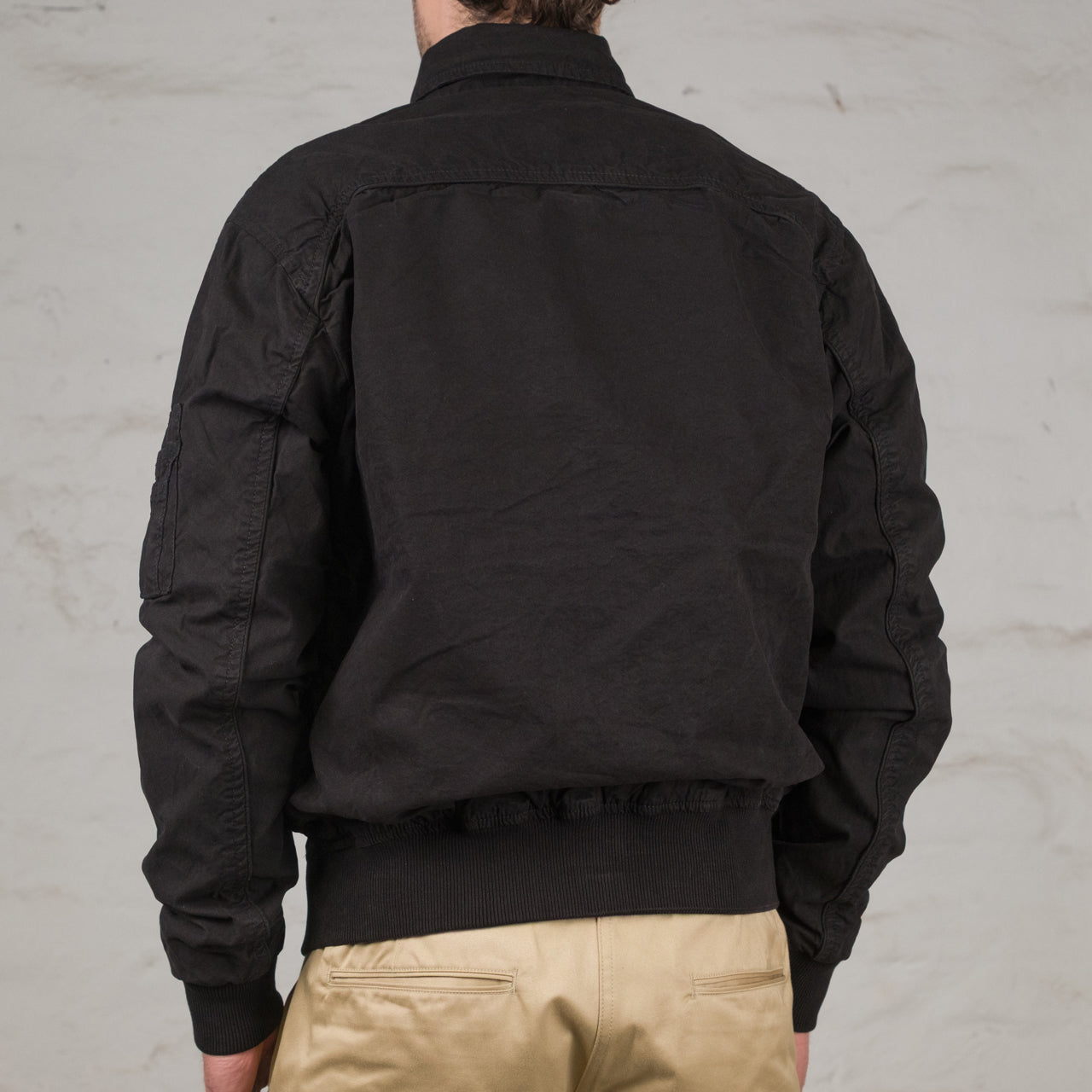 Blouson léger CWU-36/P en toile – Édition minimaliste noire