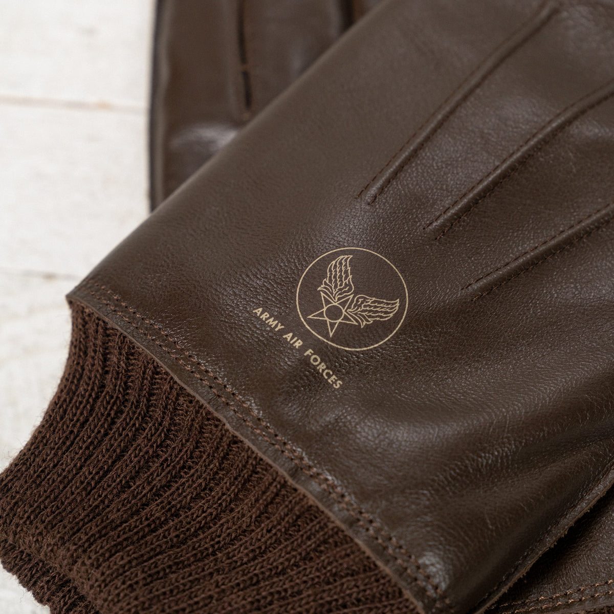 Type A-10 Glove Braun