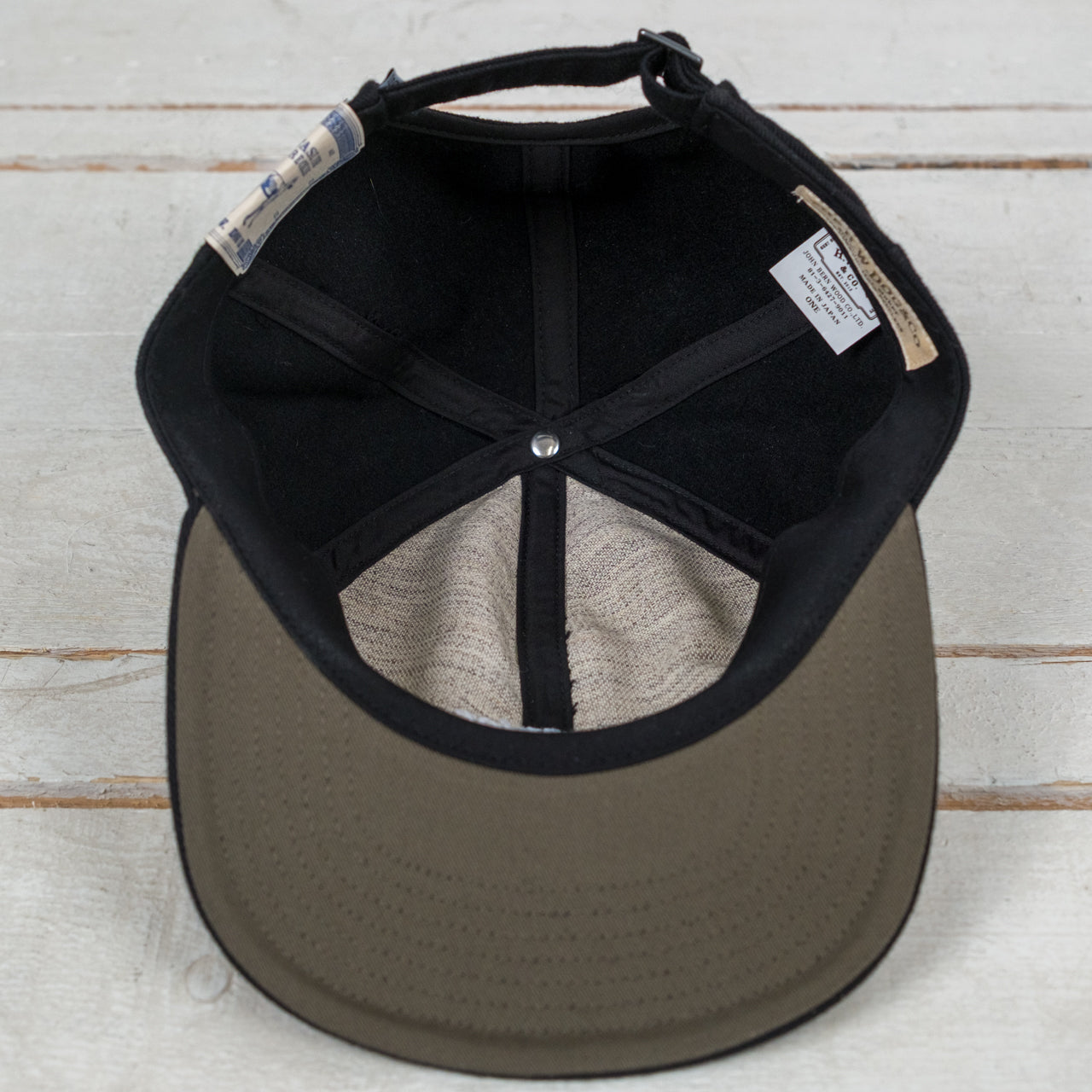 Superior Dog Baseball Cap Black