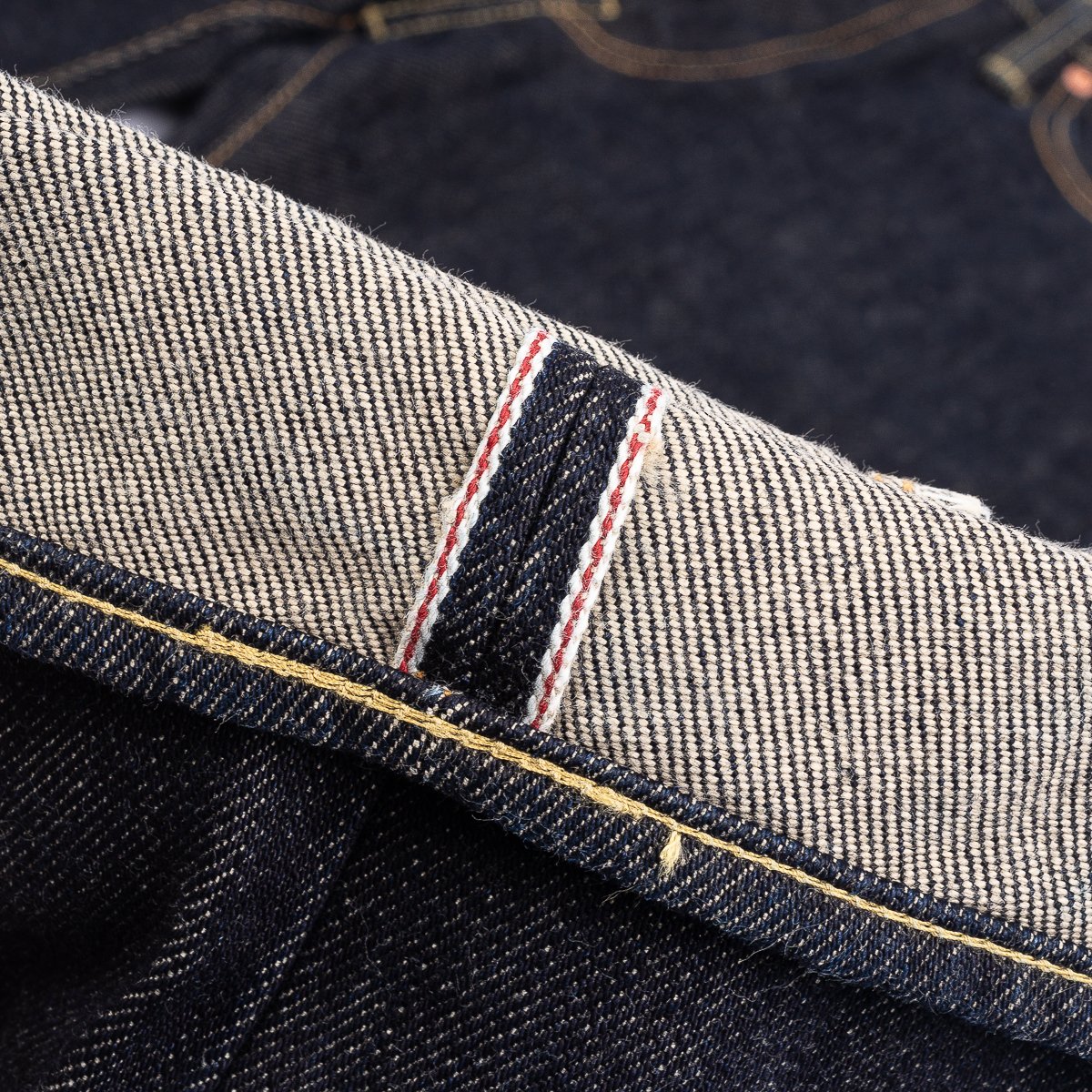 IH-666S 21 oz. Slim straight indigo
