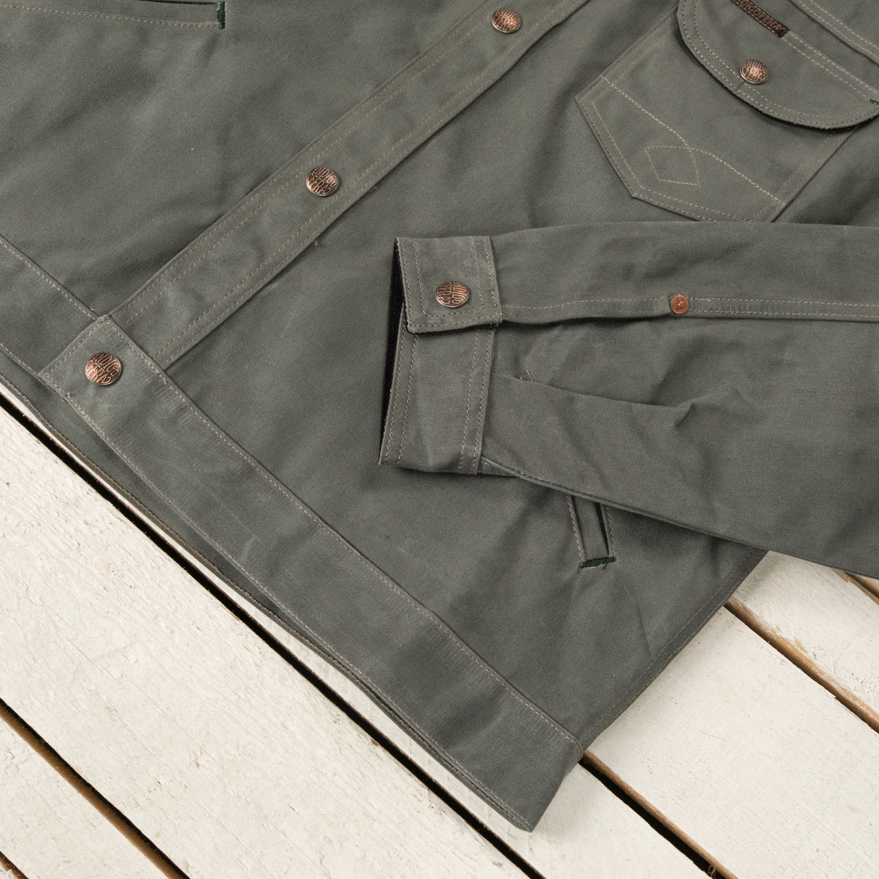 Fargo Quarter STPF Waxed Coated Canvas Greyish Green