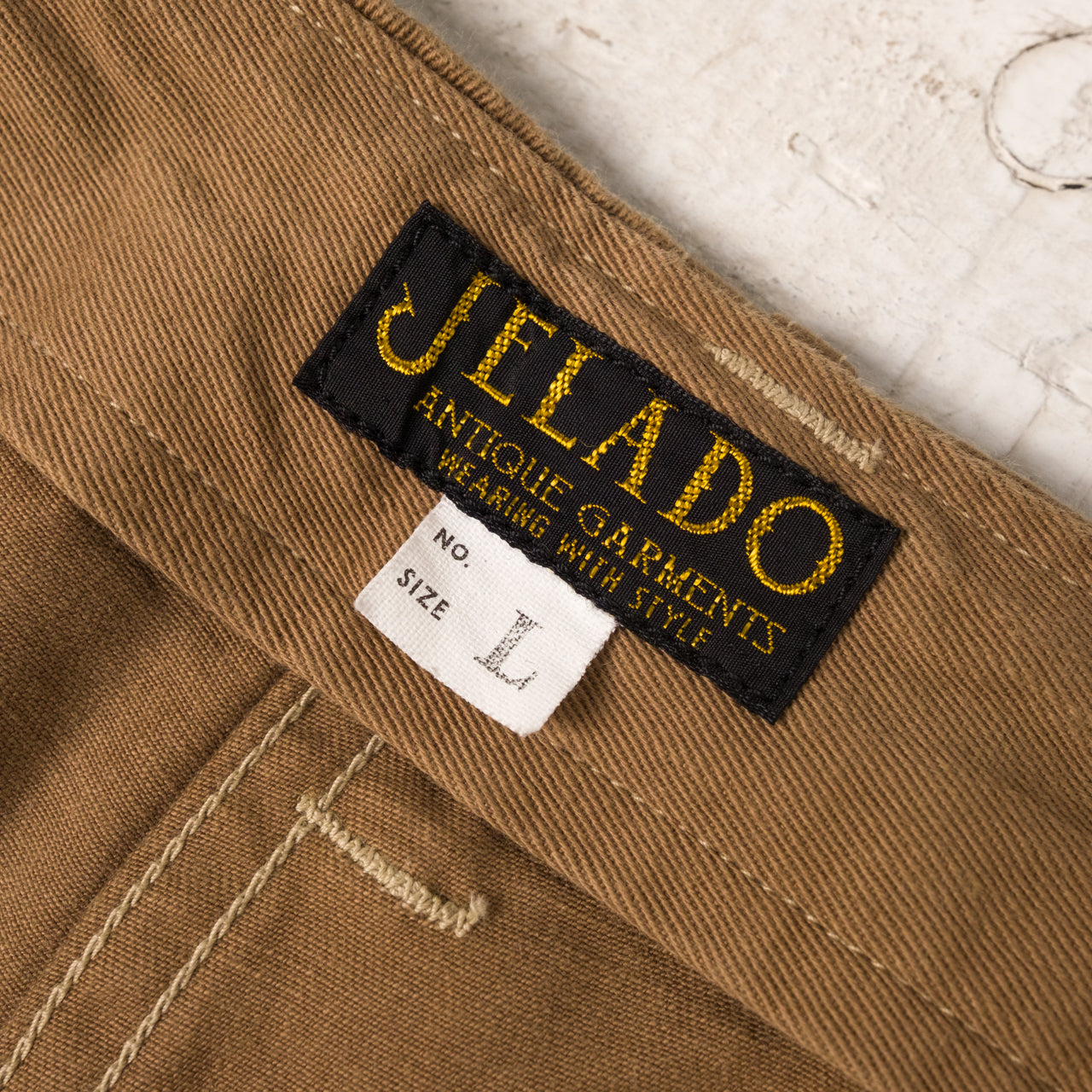 41 Chino en toile "Last Resort" kaki