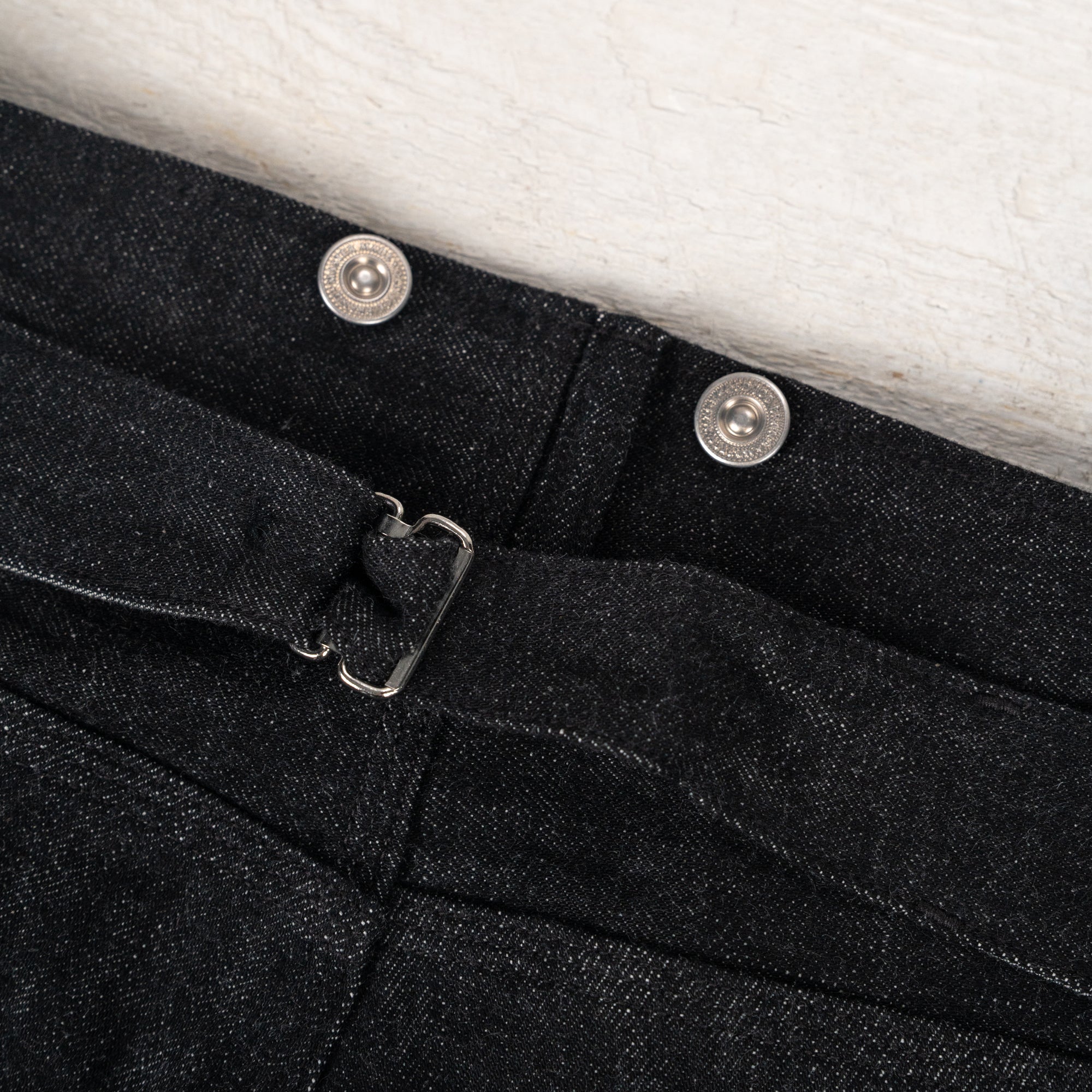 Beltless Waist Jeans Trousers "990" Black