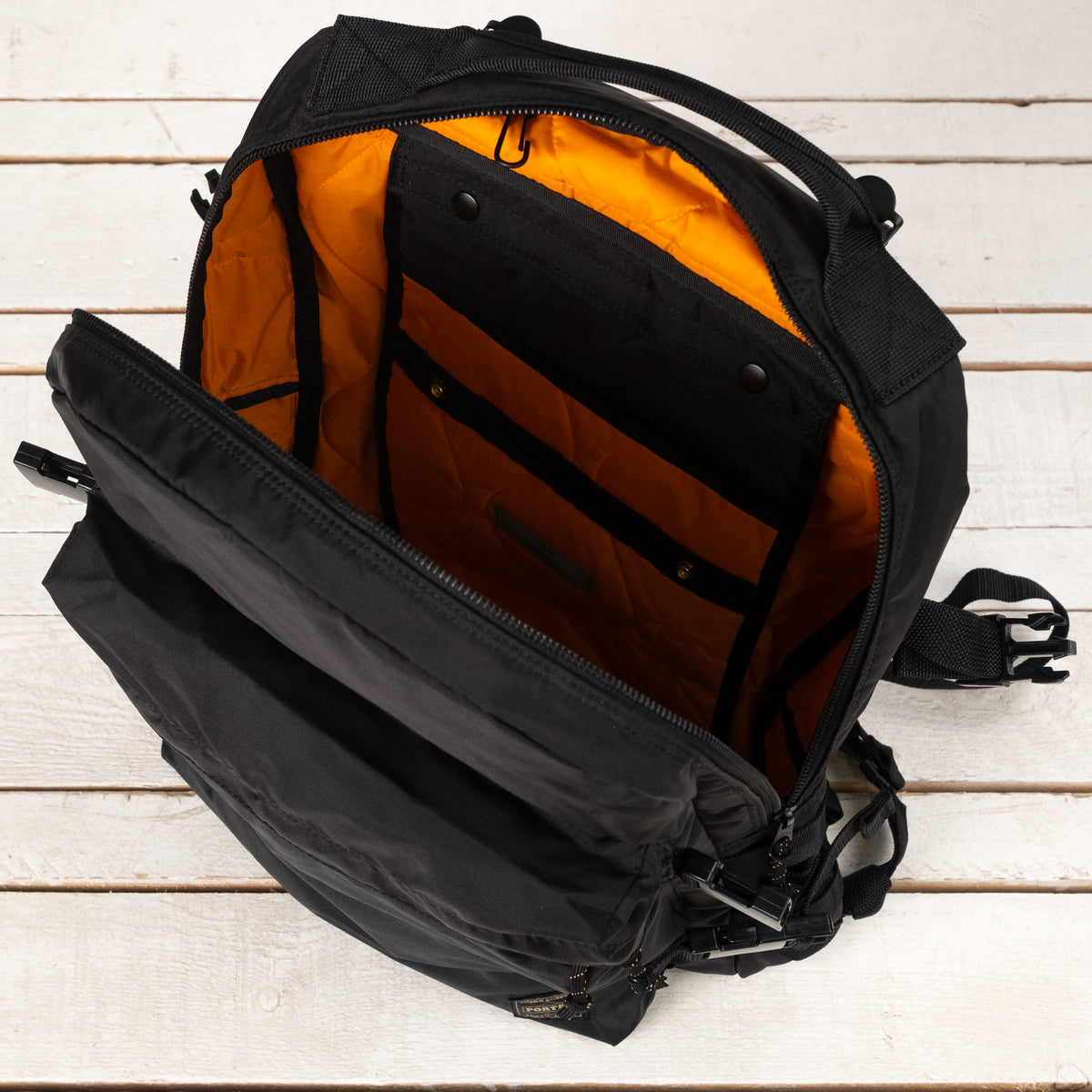 Force Daypack Schwarz