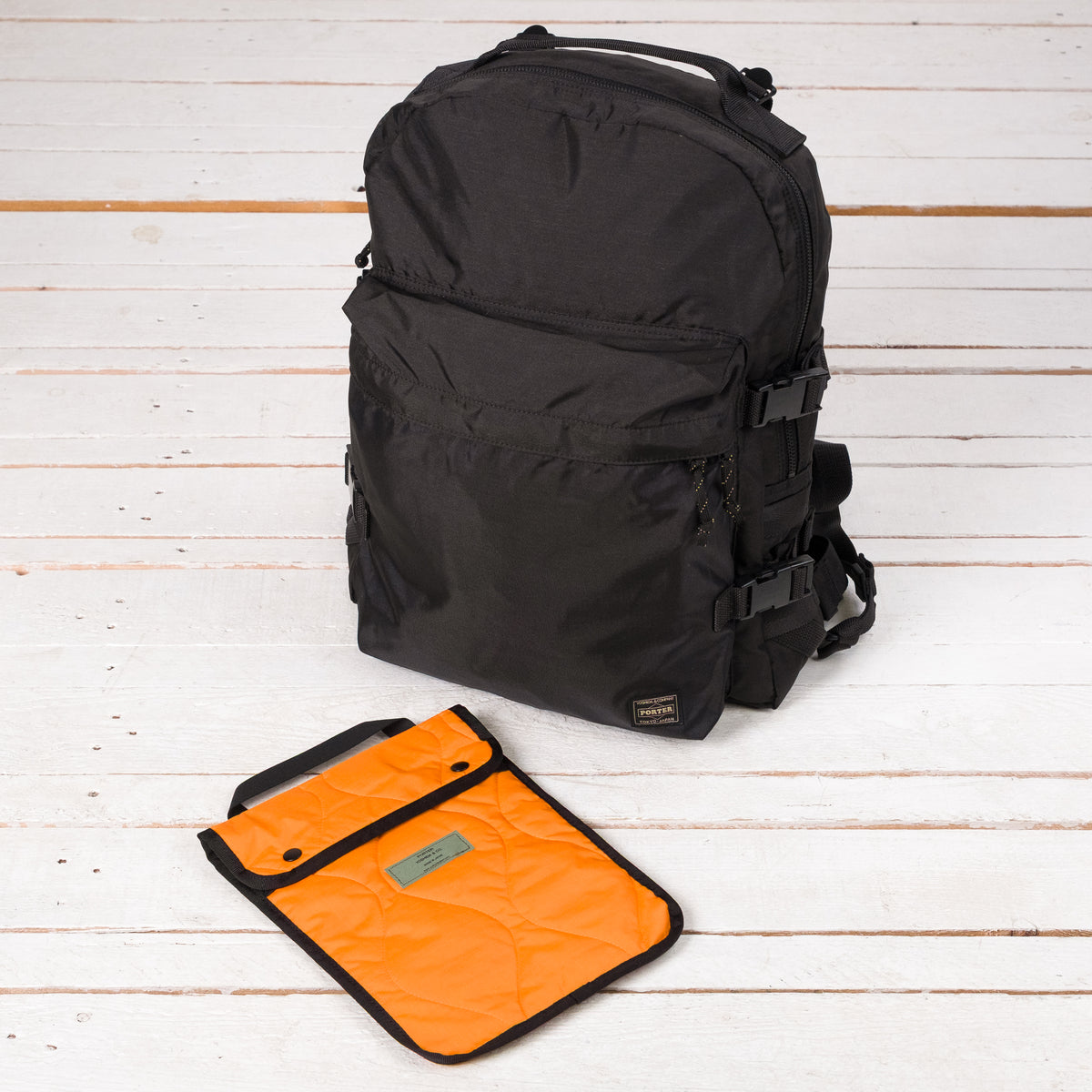 Force Daypack Schwarz