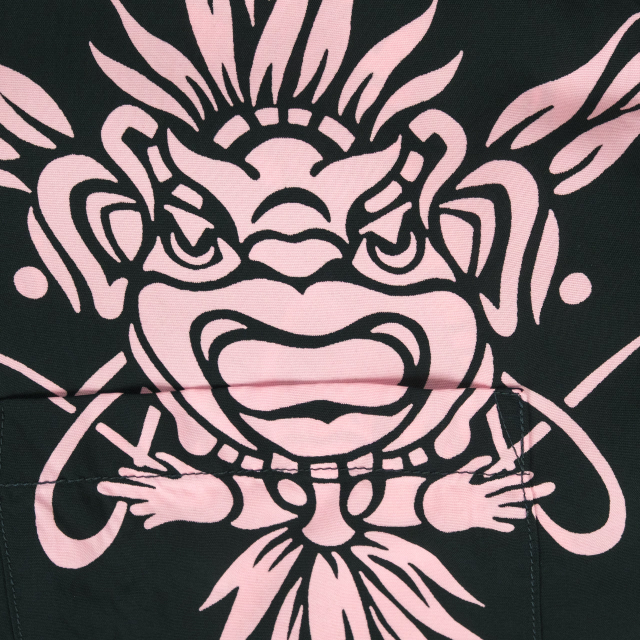 "Incarnation of God" Chemise hawaïenne noire