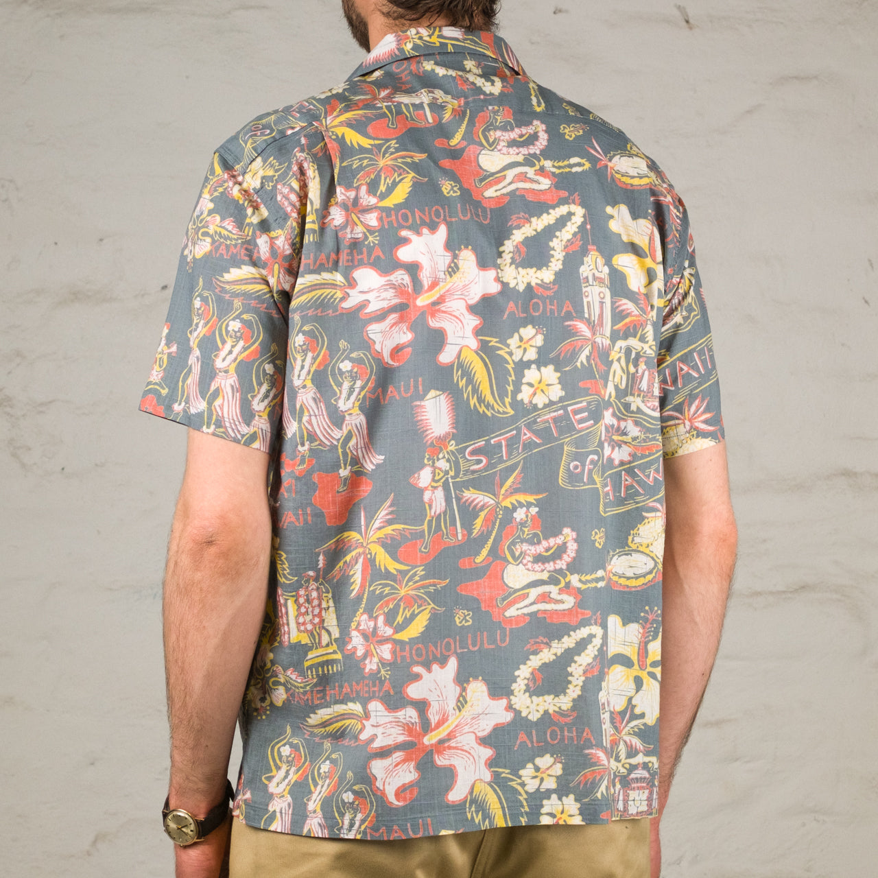 Chemise ouverte en coton et lin flammé « State of Hawaii » noir