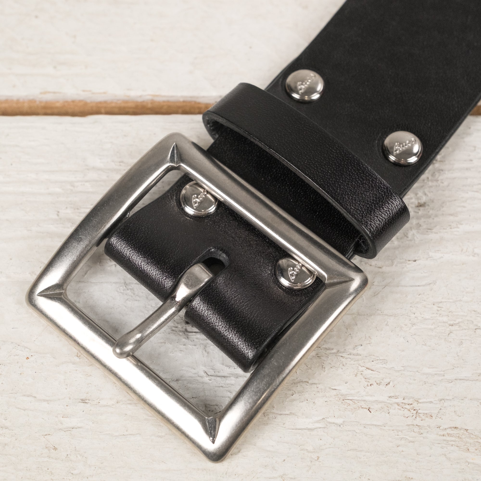 Ceinture à boucle incurvée Buco en cuir de cheval