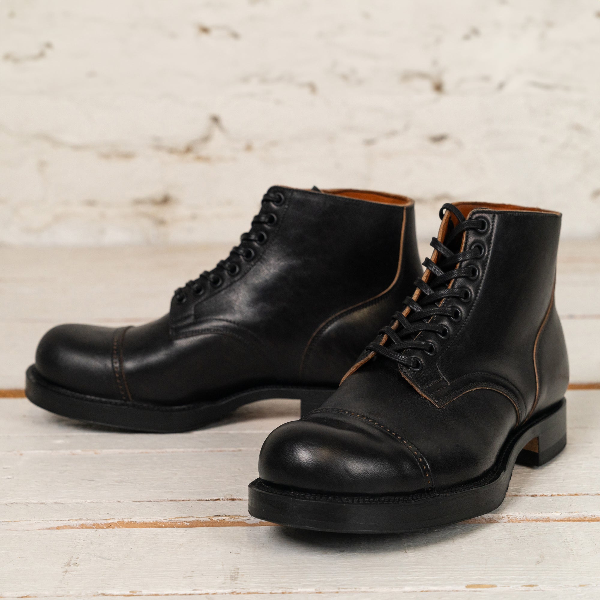 Service Boot DCT 2040 Nero Tea Core Vacchetta Lucida Schwarz