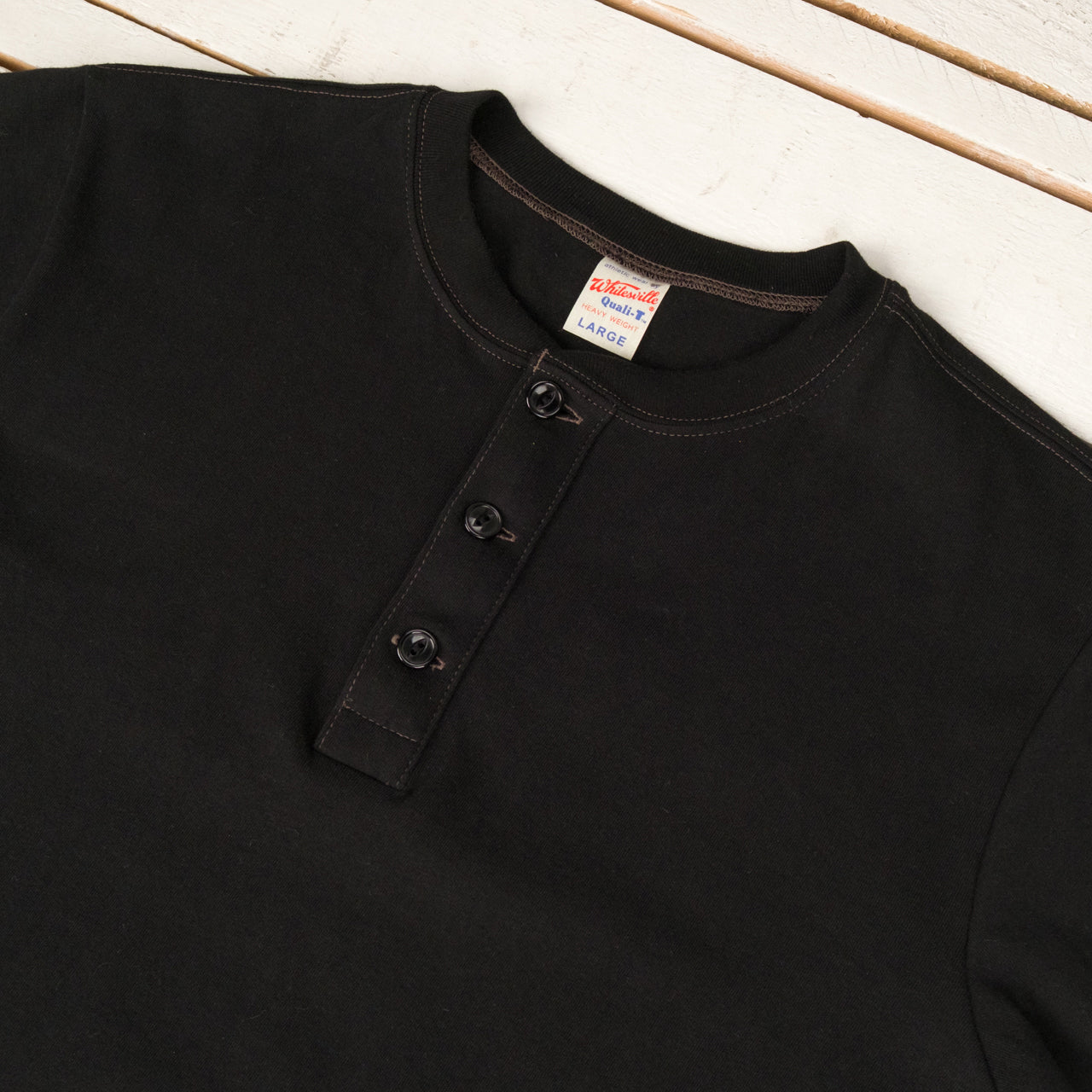 T-shirt Henley à col zippé noir
