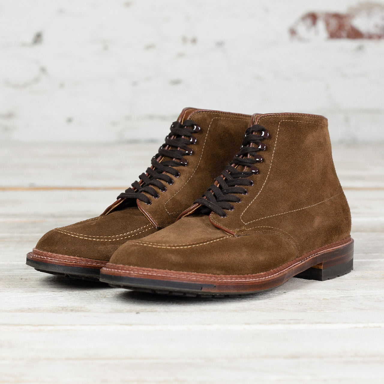 4011HC Indy Boot Snuff Suede