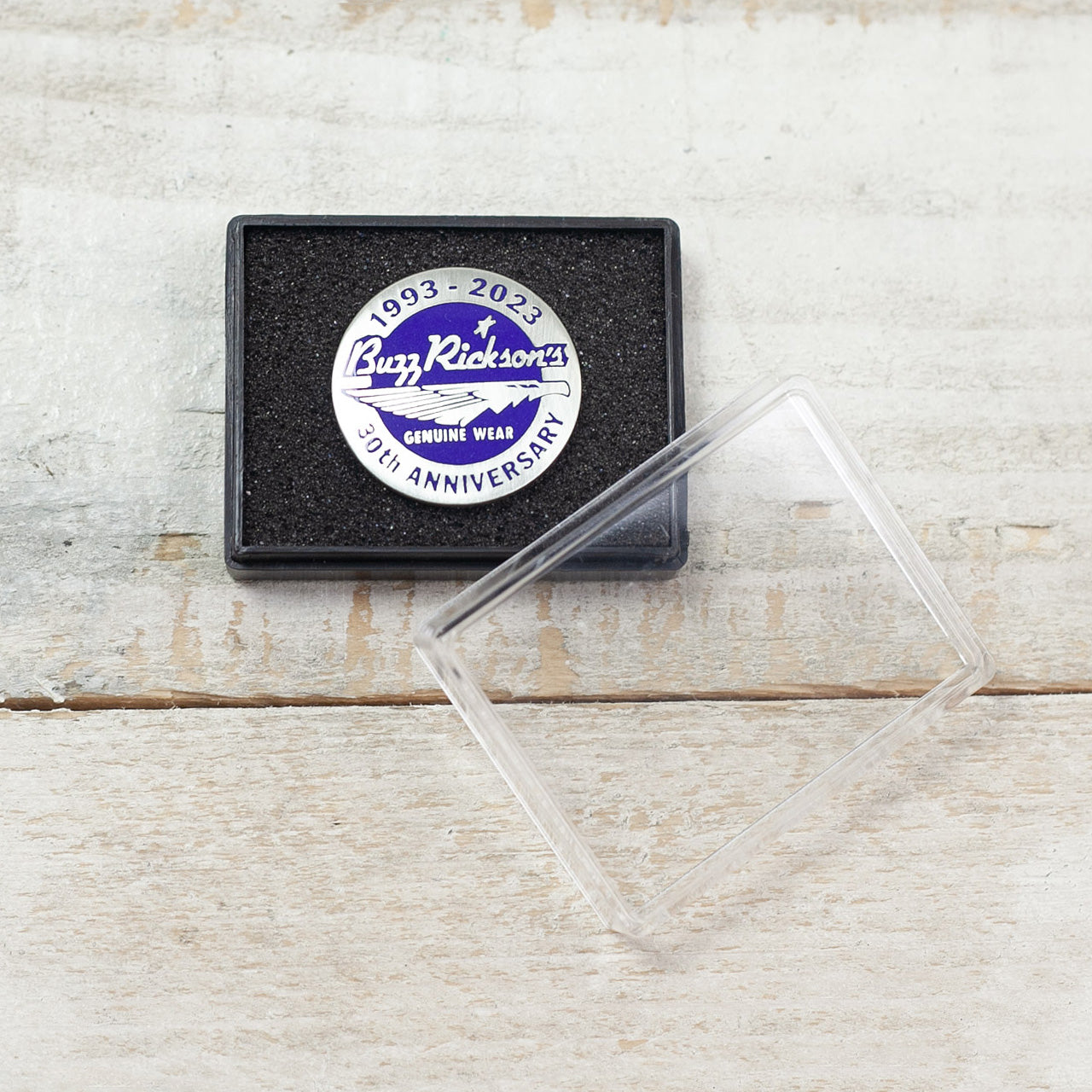 BR02746 30th Anniversary Pin