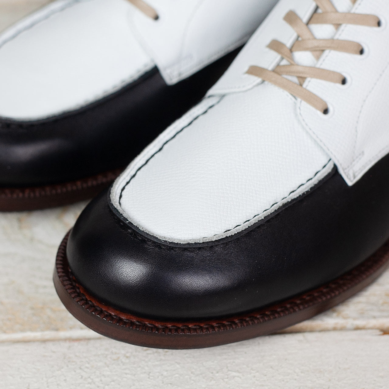 2 Monkeys Sportif Boot Chamonix