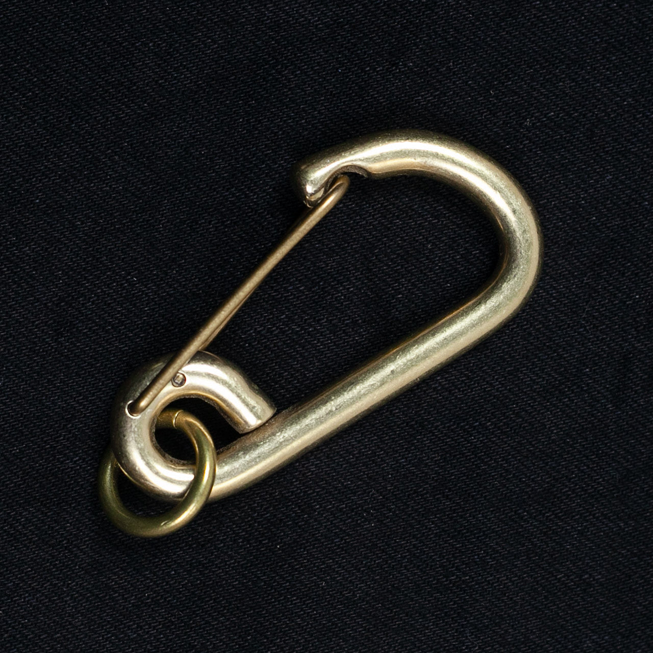 BR490 Large Karabiner Messing