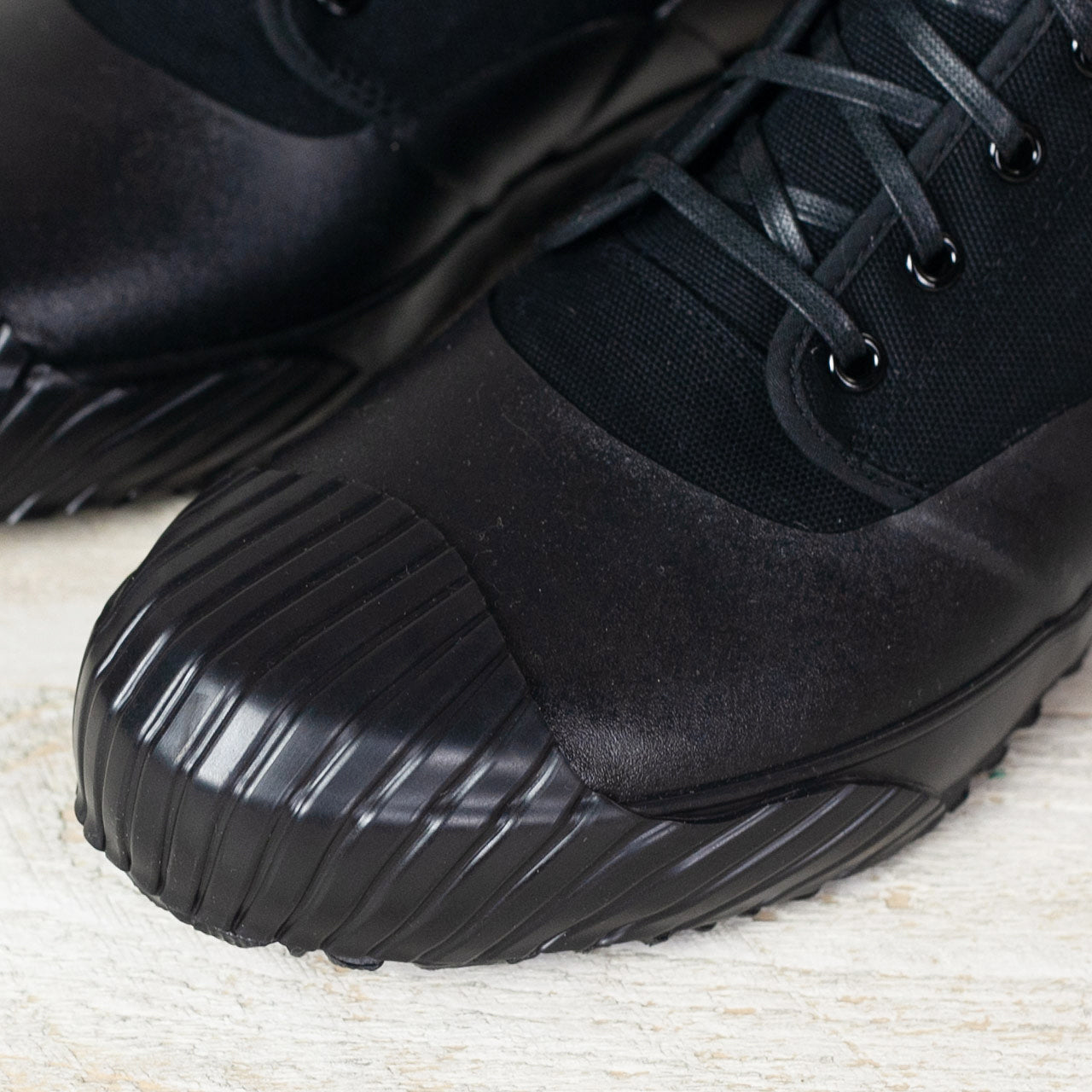 Canvas Sneaker "All Weather" Schwarz