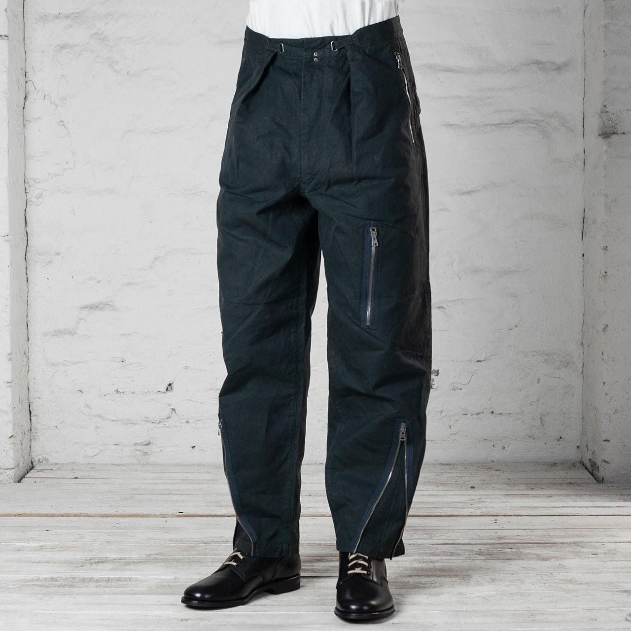Norweger Flight Trousers Halley Stevenson Charcoal