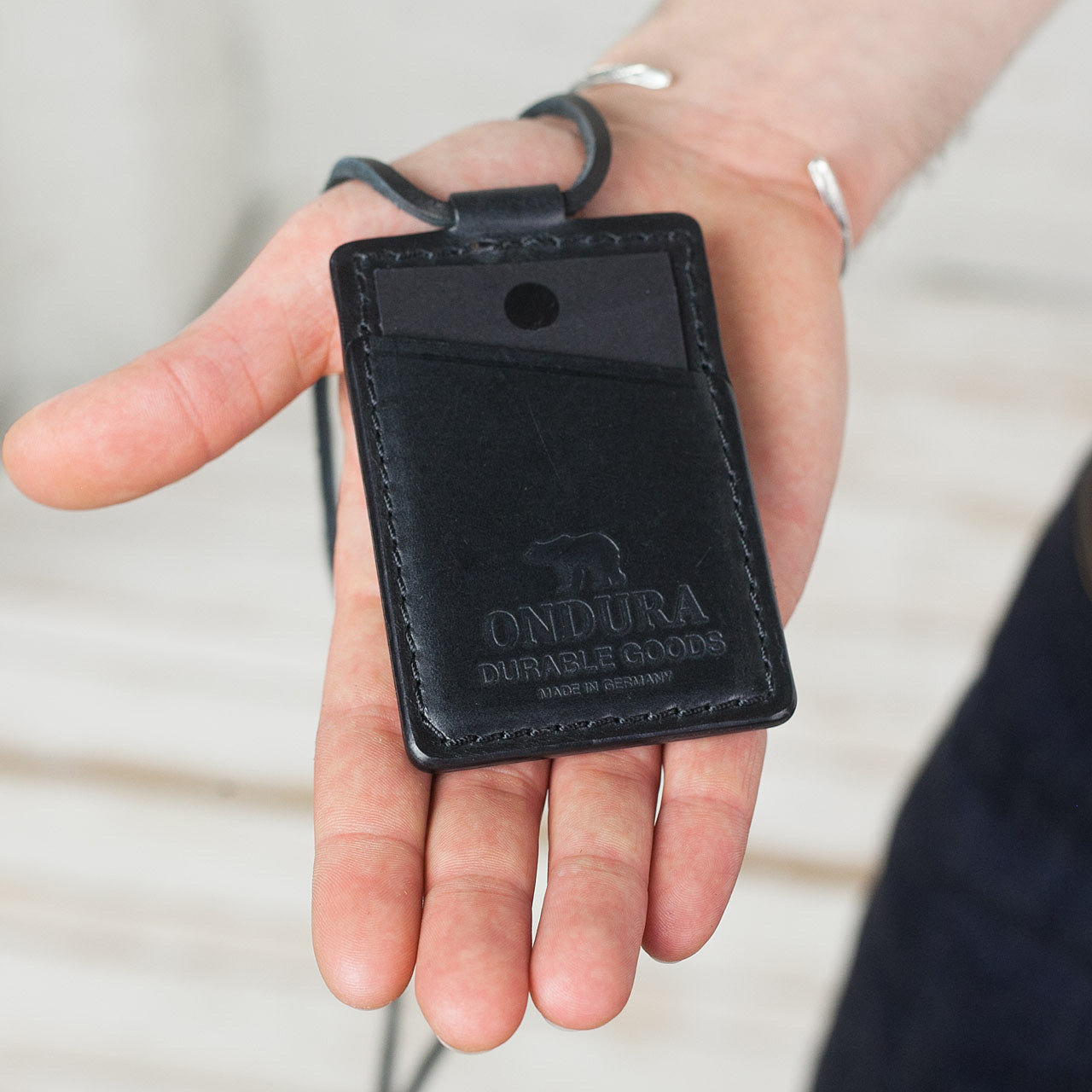 Card Neck Holder Schwarz