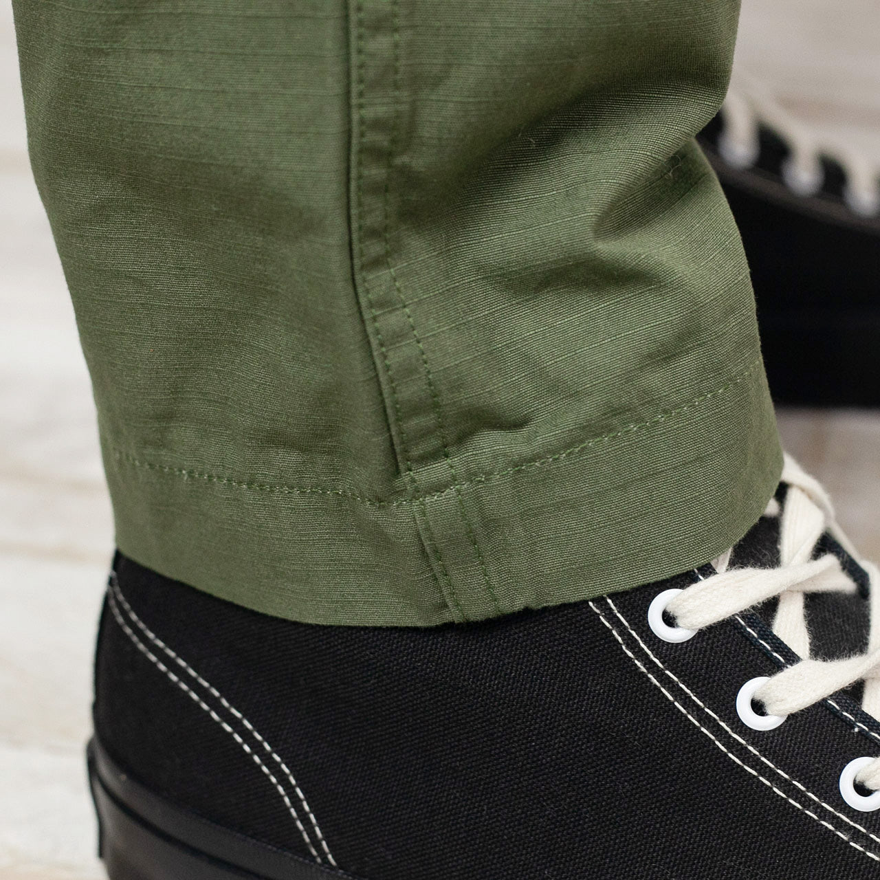1002 New Yorker Pants