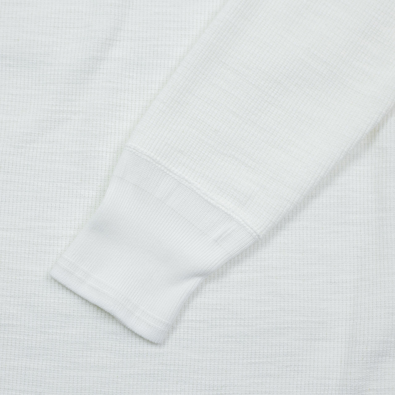 Cardigan Stitch Henley Shirt Weiß