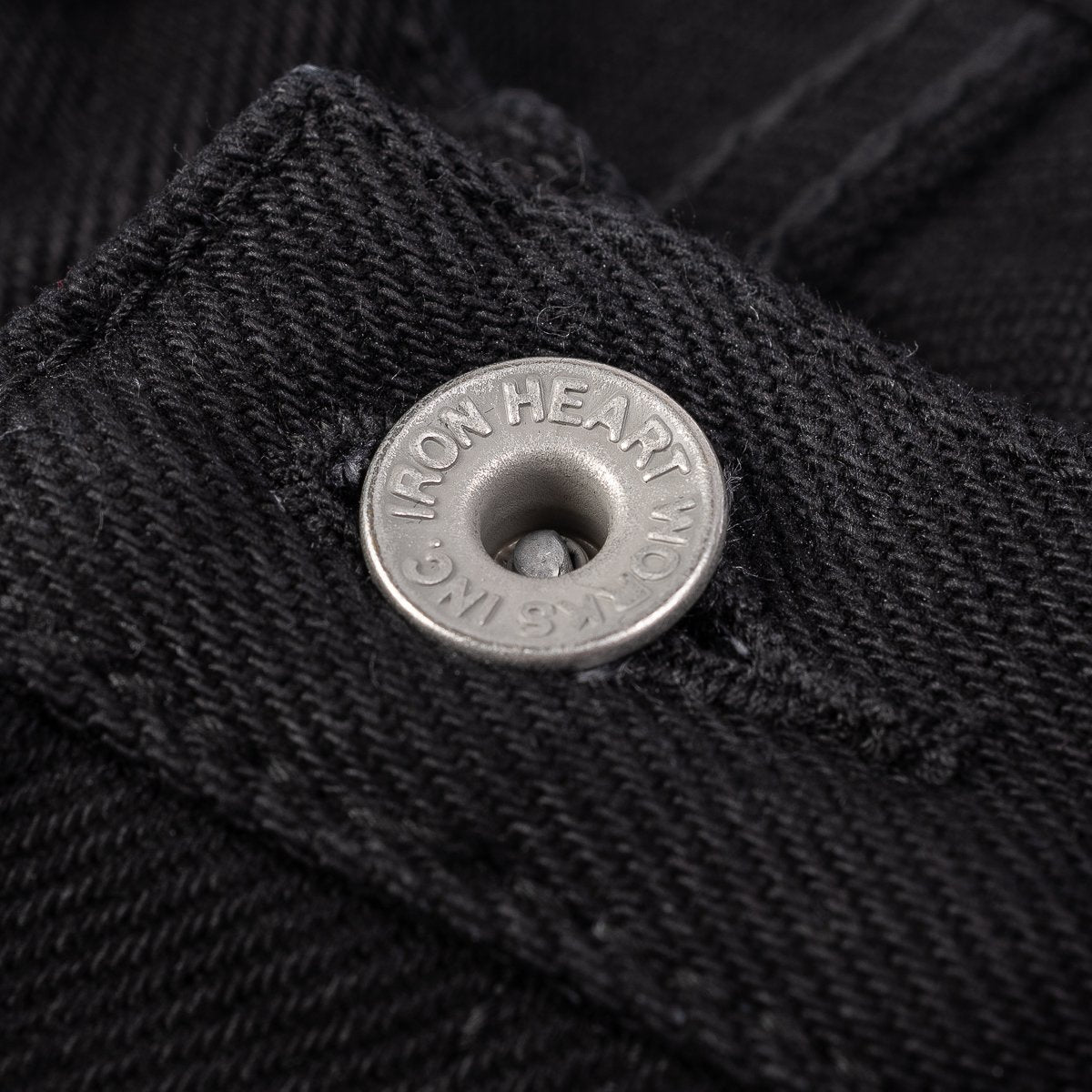 IH-666S-SBG 21oz Slim Straight Cut Superblack