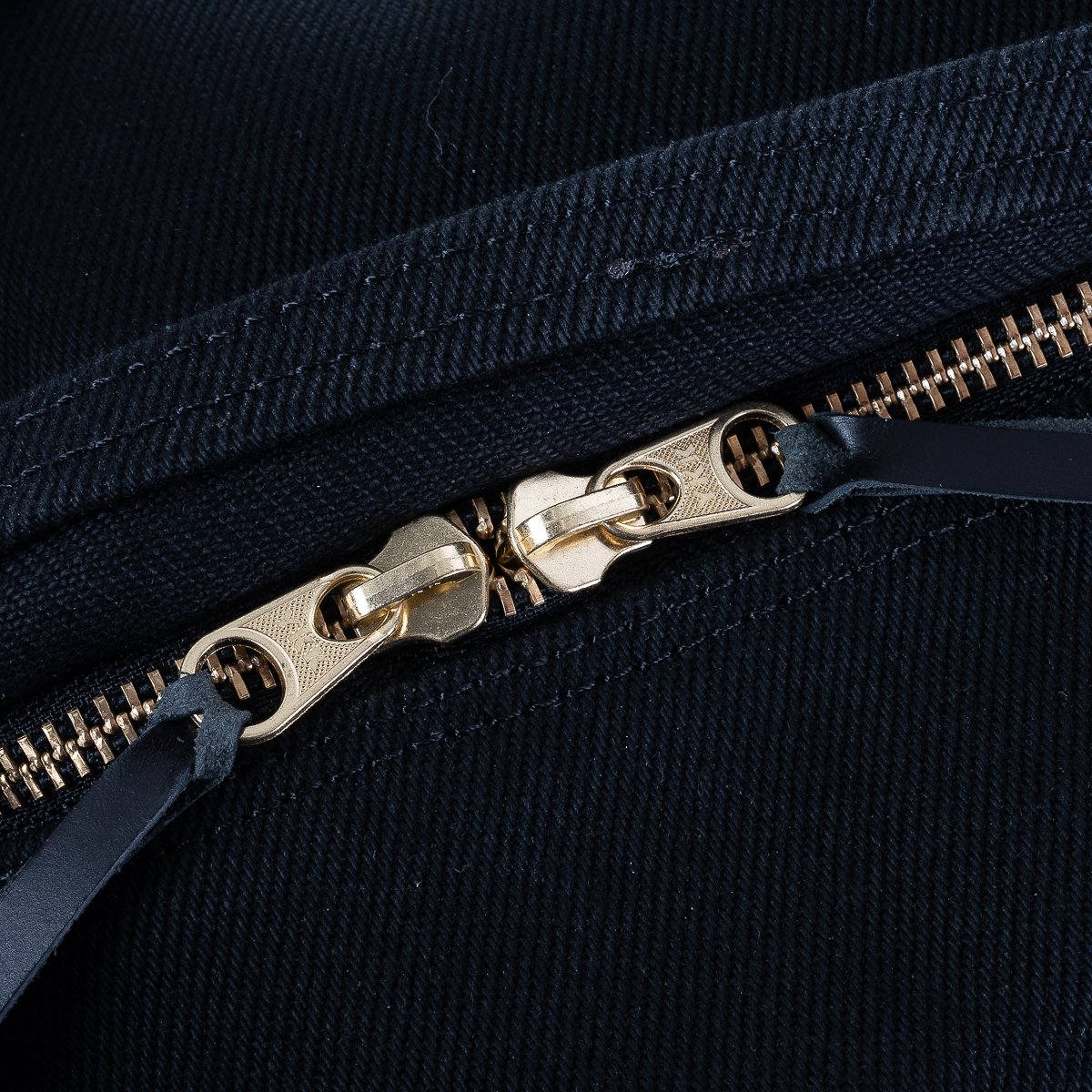 IHE-24 21oz Denim Buttero Leather Holdall Superblack