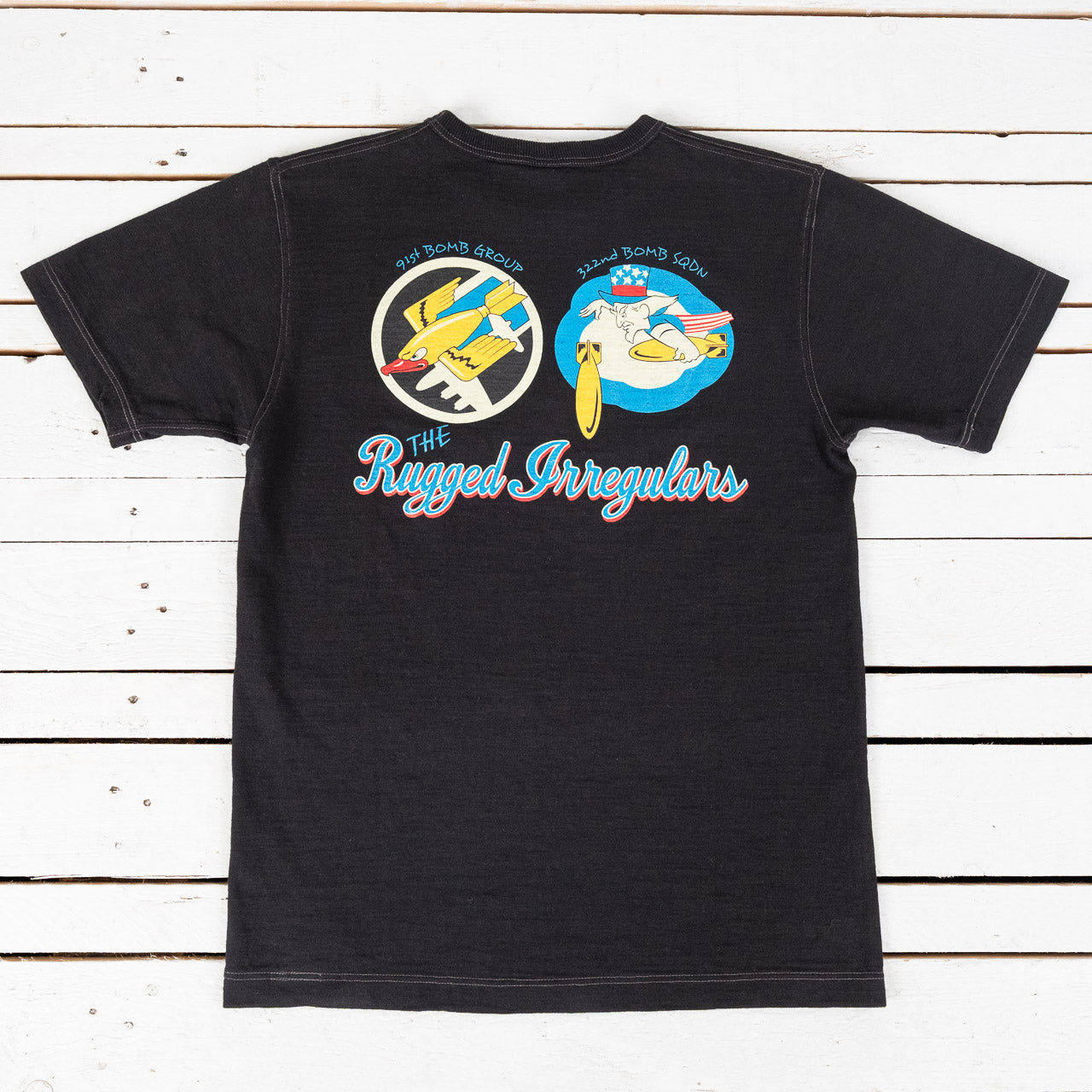 Slub Yarn T-Shirt 322nd BOMB SQ. Schwarz