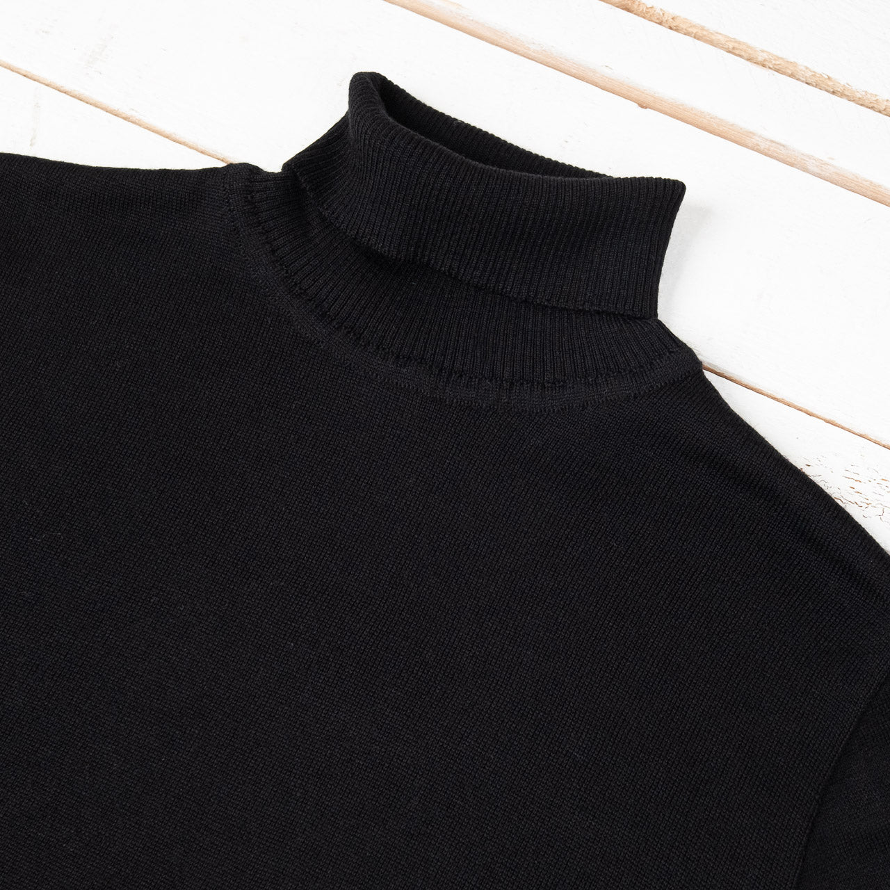 Merino Dolcevita Turtleneck Black